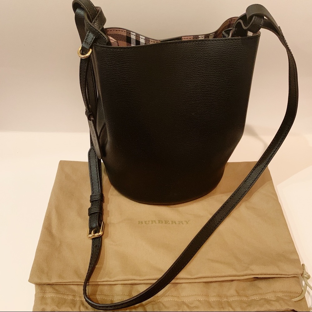 Burberry-Small Lorne Leather Bucket Bag